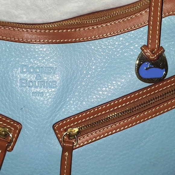 Dooney & Bourke Hobo Bag Purse - Picture 8 of 16